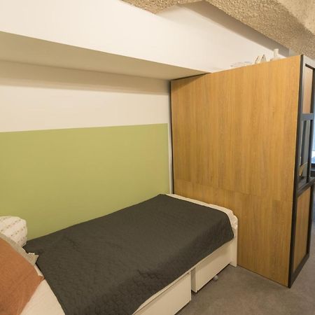 Peaceful Basement Apartment With Terrace & Free Gym Budapest Ngoại thất bức ảnh