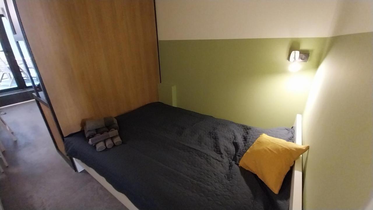 Peaceful Basement Apartment With Terrace & Free Gym Budapest Ngoại thất bức ảnh