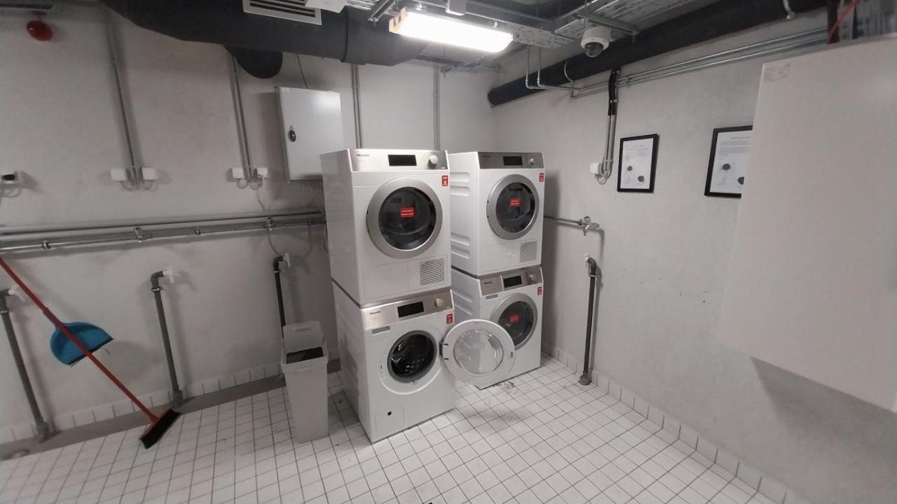 Peaceful Basement Apartment With Terrace & Free Gym Budapest Ngoại thất bức ảnh