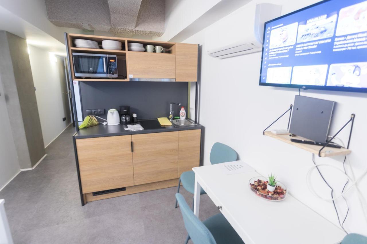 Peaceful Basement Apartment With Terrace & Free Gym Budapest Ngoại thất bức ảnh