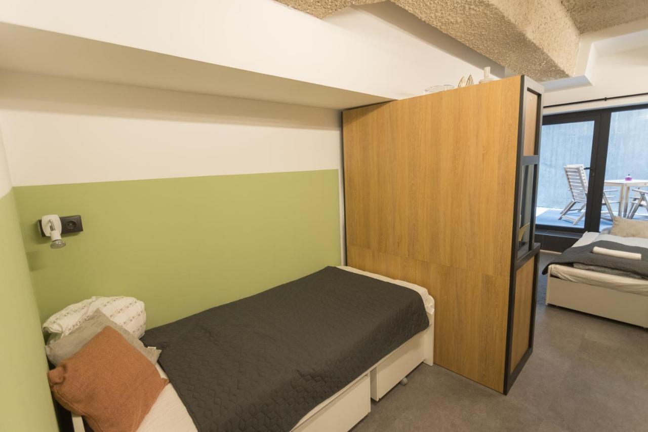Peaceful Basement Apartment With Terrace & Free Gym Budapest Ngoại thất bức ảnh
