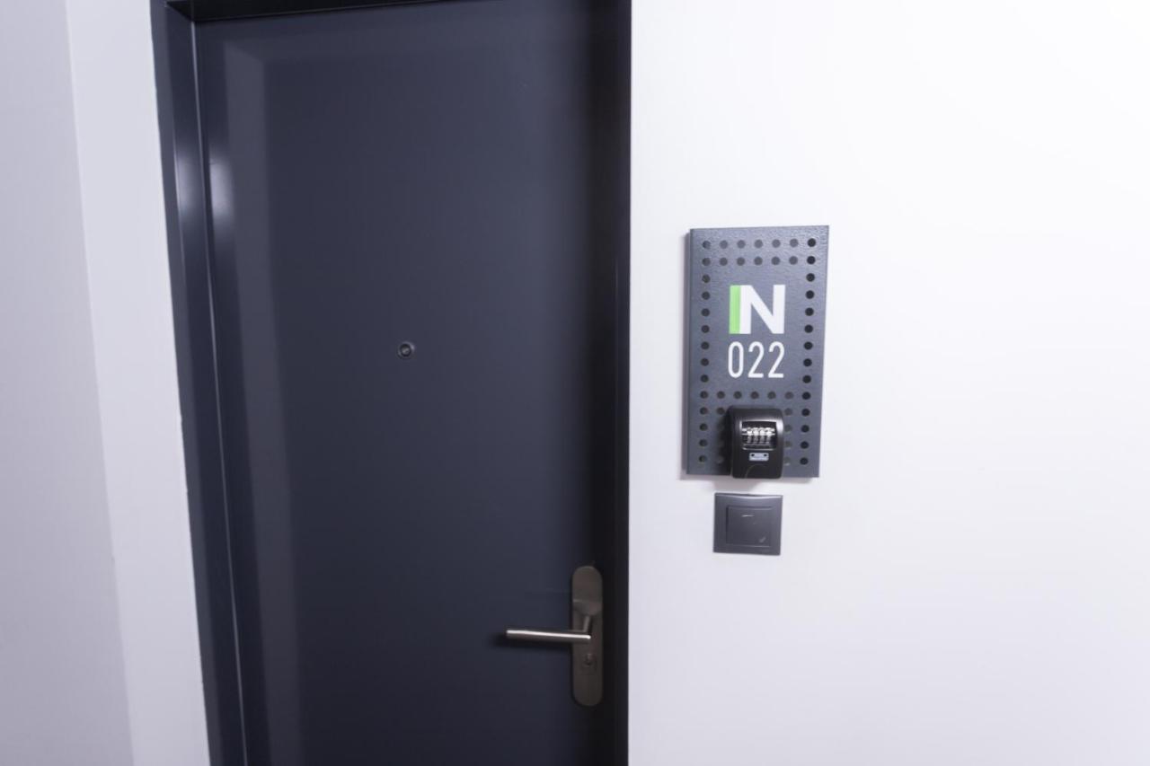 Peaceful Basement Apartment With Terrace & Free Gym Budapest Ngoại thất bức ảnh