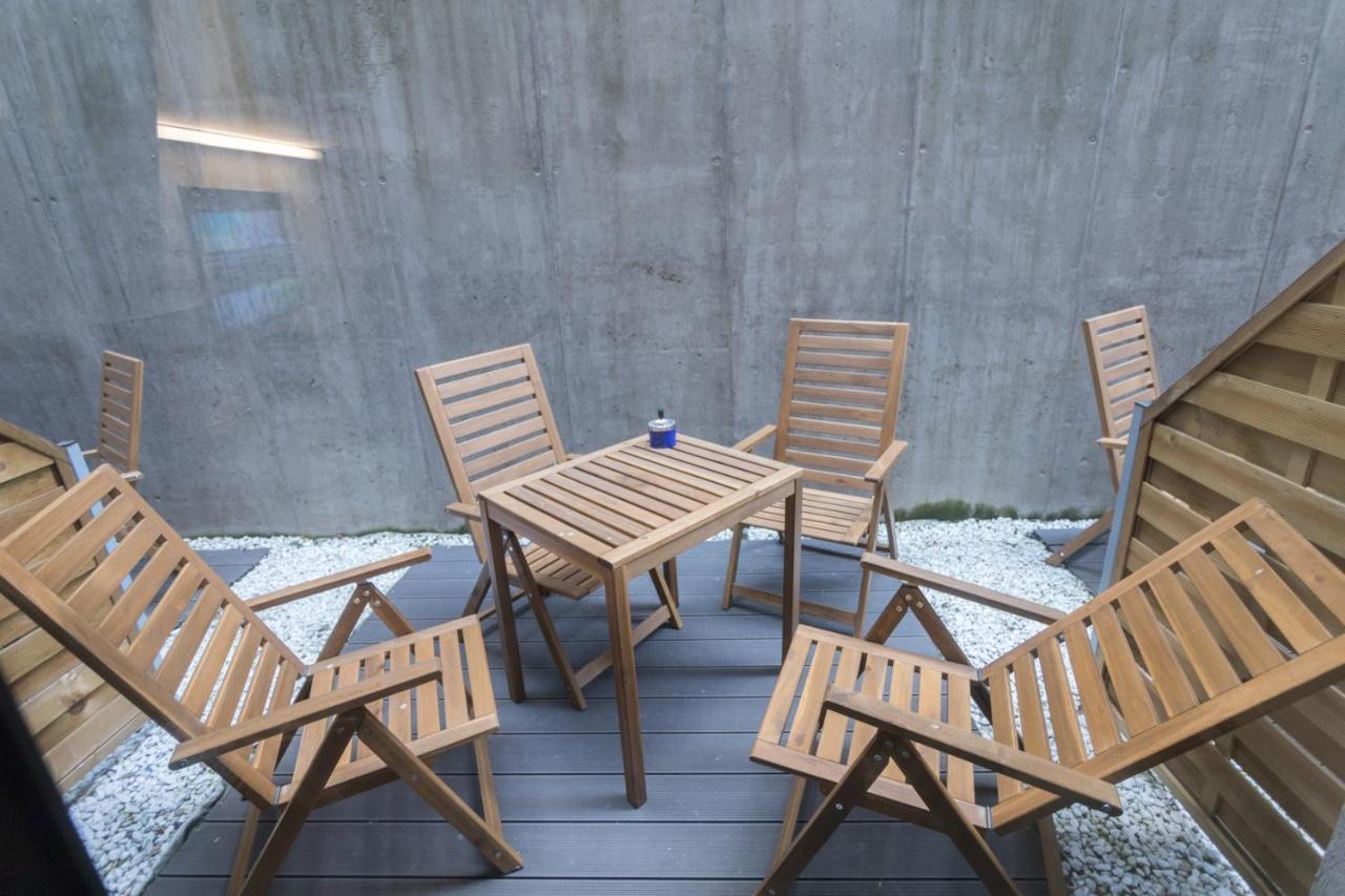 Peaceful Basement Apartment With Terrace & Free Gym Budapest Ngoại thất bức ảnh